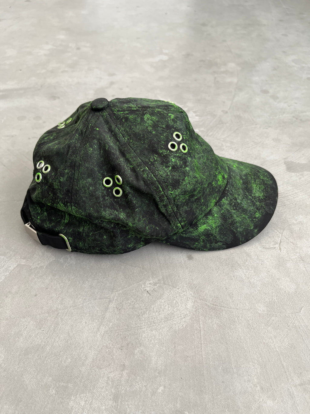 FCK DV CAP